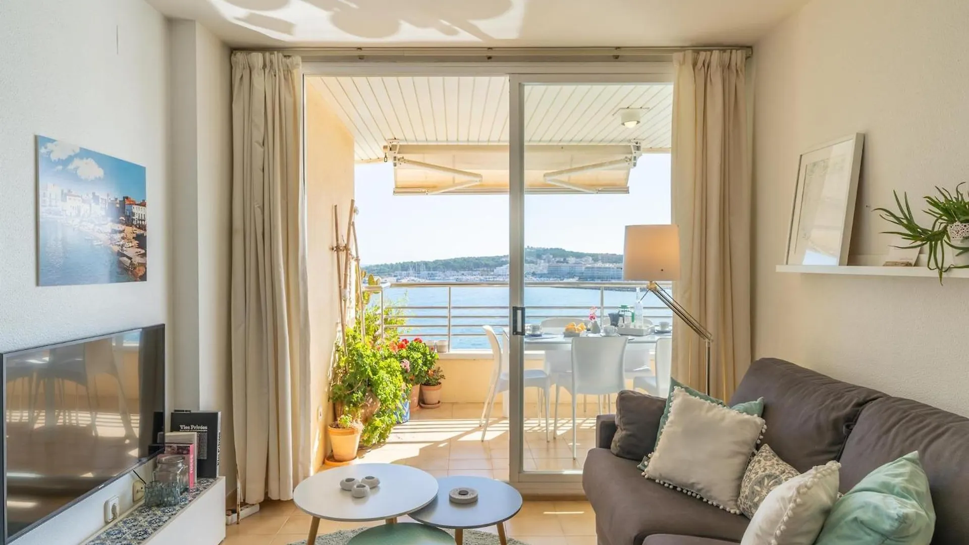 2 Bedroom Apartment Near The Beach L'Escala 0*,  Spain